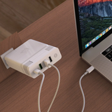 Monitormate M2 Cube 充電轉接器，專為 MacBook Pro USB-C (61W/87W)充電器設計的配件